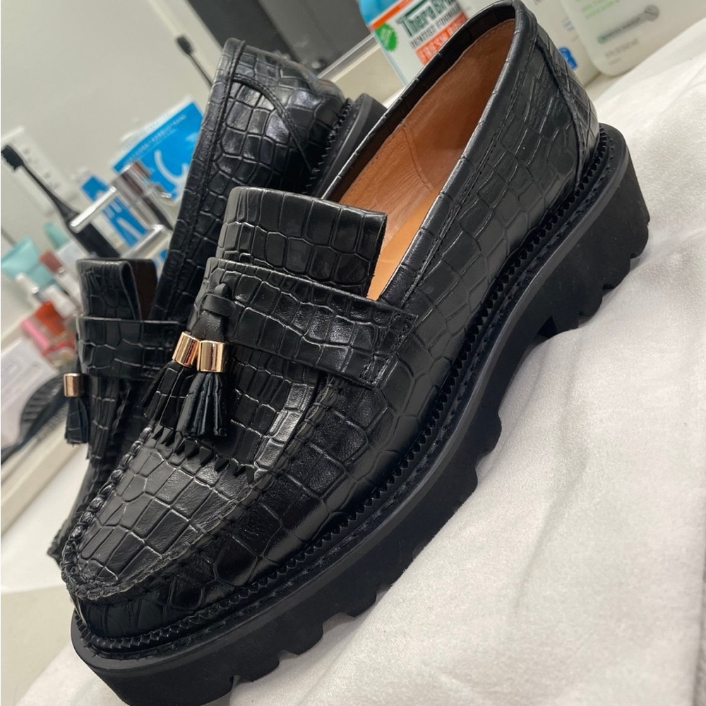 Black Croc-Embossed Tassel Loafers — Women's Slip-On Flats